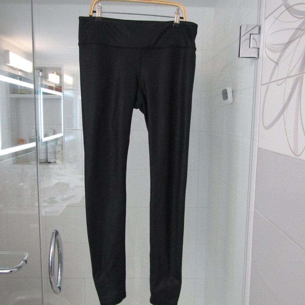 ALO Black Yoga Leggings--Size Small/Medium